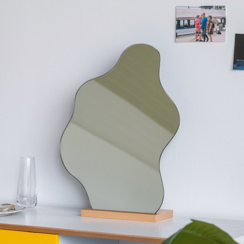 [리퍼상품] CIF024 미스트 거울 웨이브 스탠딩 거울 비정형 탁상용 화장대 원목 